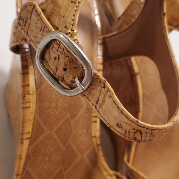 Lucky Brand Slingback Ankle Strap Wedges - Picture 10 of 12